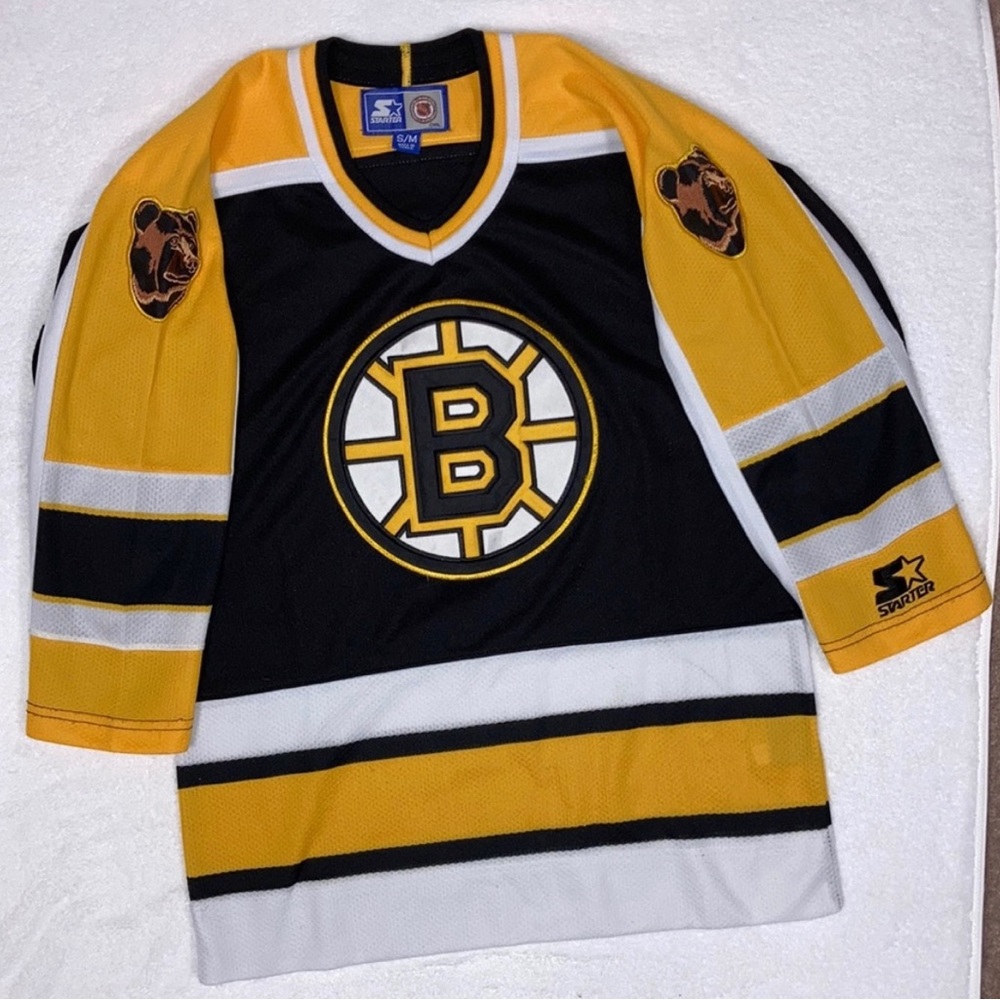 90’s starter nhl Boston bruins hockey jersey small/medium